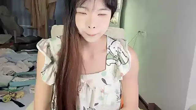 Akong11 online show from 06-18-26, 05:08