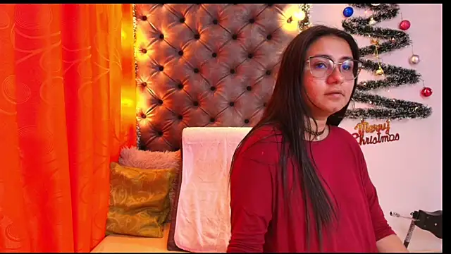 Luna021 1 online show from 12-17-25, 07:53