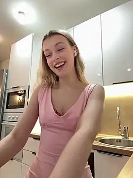 FriendlyFire 18 online show from 04-25-26, 09:56