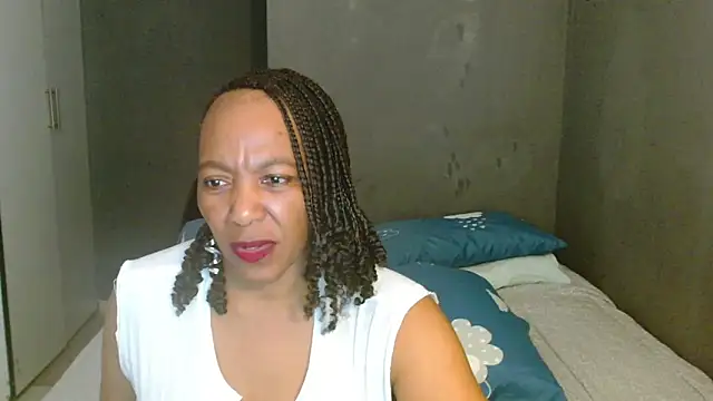 Snapshot of Lillyan_N chatting on 04-09-26, 08:20 Lillyan N online show from 04-09-26, 08:20