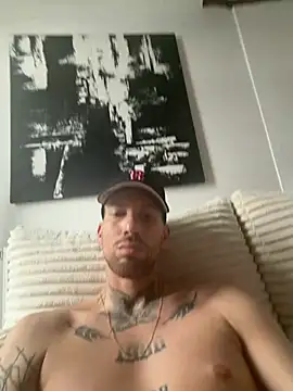bobsex211 online show from 05-04-26, 12:56