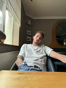 bobsex211 online show from 06-10-26, 02:49