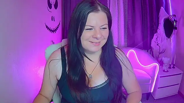 BritneyRaine online show from 10-28-25, 01:25