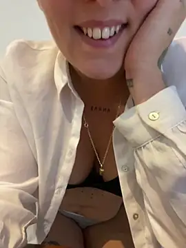 Snapshot of anonyme_hot47 chatting on 10-14-25, 08:04 anonyme hot47 online show from 10-14-25, 08:04