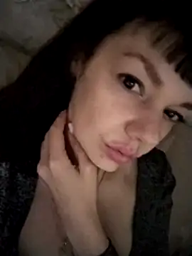 AliceSwan1122 online show from 06-19-26, 09:18