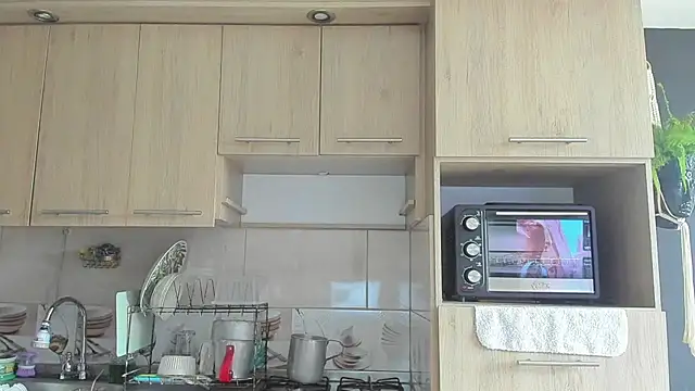 Snapshot of Arnolwilliams chatting on 10-17-25, 08:55 Arnolwilliams online show from 10-17-25, 08:55