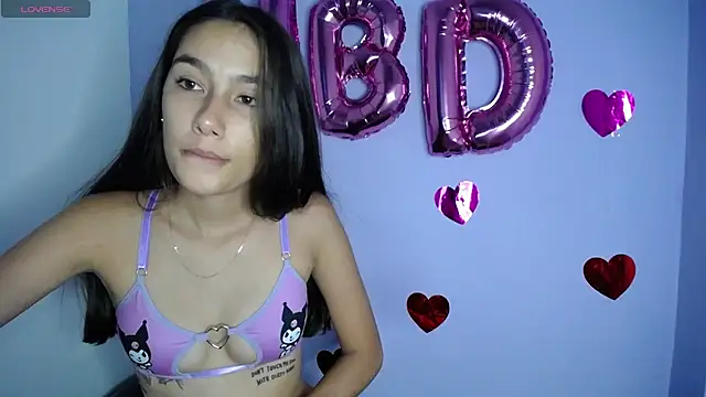 Snapshot of Amber_Miiller2 chatting on 02-23-26, 08:28 Amber Miiller2 online show from 02-23-26, 08:28