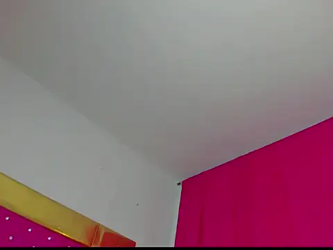 Snapshot of sabrina_xxx11 chatting on 11-23-25, 11:54 sabrina xxx11 online show from 11-23-25, 11:54