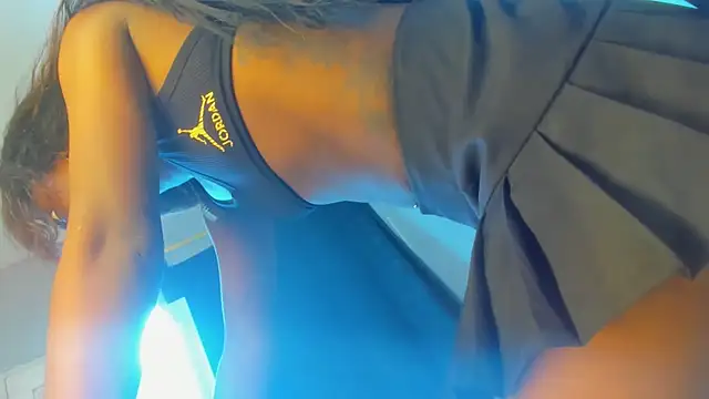 Snapshot of sabrina_xxx11 chatting on 02-06-26, 09:18 sabrina xxx11 online show from 02-06-26, 09:18