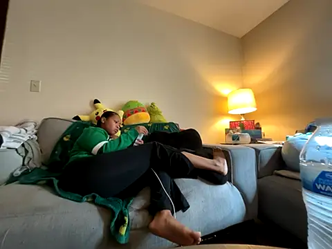 Snapshot of GoddessFatPuss chatting on 10-01-25, 06:03 GoddessFatPuss online show from 10-01-25, 06:03