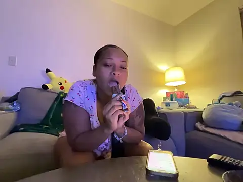 Snapshot of GoddessFatPuss chatting on 10-03-25, 06:43 GoddessFatPuss online show from 10-03-25, 06:43