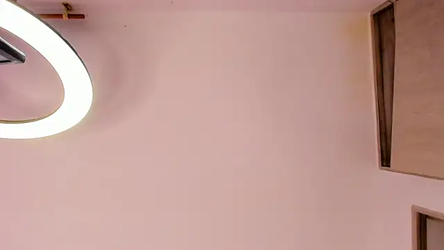 Snapshot of Susy_spark chatting on 10-18-25, 12:57 Susy spark online show from 10-18-25, 12:57