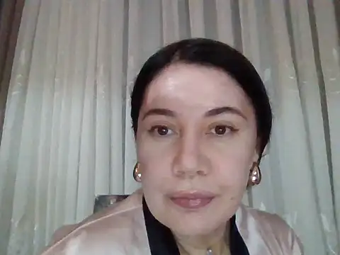 Lomivah online show from 12-17-25, 05:19