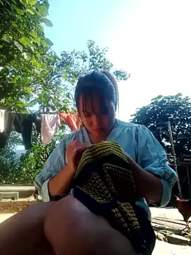 Snapshot of emilyzz chatting on 11-23-25, 07:08 emilyzz online show from 11-23-25, 07:08