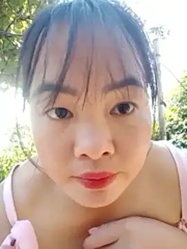 Snapshot of emilyzz chatting on 11-29-25, 01:19 emilyzz online show from 11-29-25, 01:19