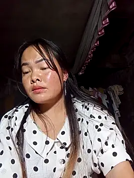 Snapshot of emilyzz chatting on 01-07-26, 01:46 emilyzz online show from 01-07-26, 01:46