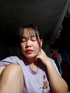 Snapshot of emilyzz chatting on 02-01-26, 02:43 emilyzz online show from 02-01-26, 02:43