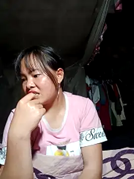 Snapshot of emilyzz chatting on 02-07-26, 04:16 emilyzz online show from 02-07-26, 04:16