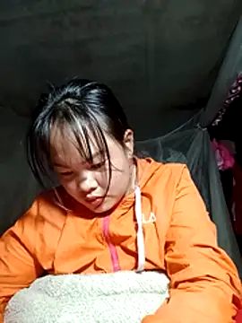 Snapshot of emilyzz chatting on 03-07-26, 02:19 emilyzz online show from 03-07-26, 02:19