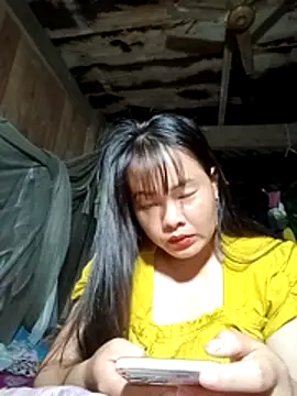 emilyzz online show from 05-02-26, 01:43