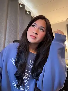 ZoeyJohnson online show from 10-29-25, 02:36