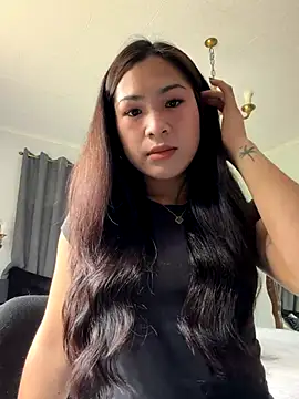 ZoeyJohnson online show from 11-13-25, 10:52