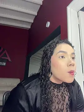 Snapshot of krisstenSantos chatting on 01-15-26, 01:37 krisstenSantos online show from 01-15-26, 01:37