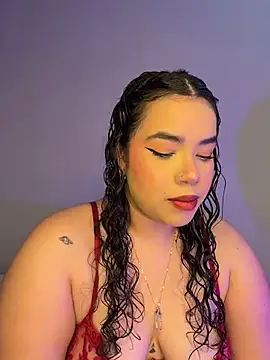 Snapshot of krisstenSantos chatting on 03-05-26, 01:07 krisstenSantos online show from 03-05-26, 01:07