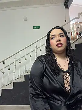 Snapshot of krisstenSantos chatting on 03-10-26, 02:33 krisstenSantos online show from 03-10-26, 02:33