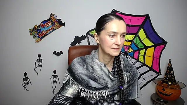 TayaFinch online show from 11-02-25, 01:24