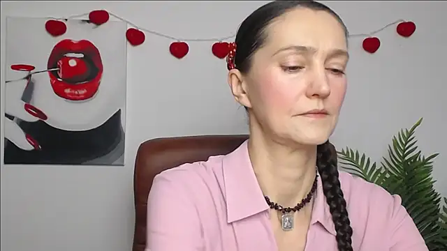 TayaFinch online show from 02-17-26, 01:07