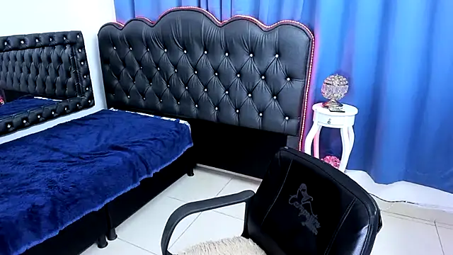 Cordelia Perlman online show from 04-28-26, 01:38