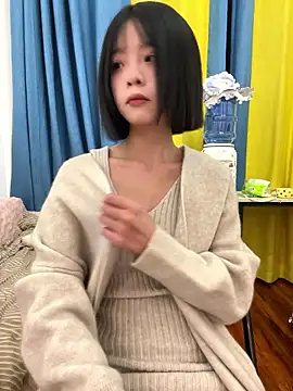 Snapshot of qiqi_x chatting on 01-09-26, 04:21 qiqi x online show from 01-09-26, 04:21