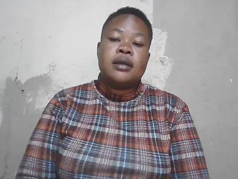 Snapshot of Bustyass93 chatting on 11-17-25, 05:57 Bustyass93 online show from 11-17-25, 05:57