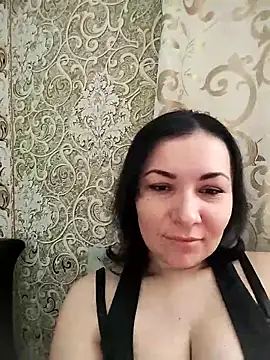 Snapshot of Mia24Blove chatting on 02-13-26, 08:43 Mia24Blove online show from 02-13-26, 08:43