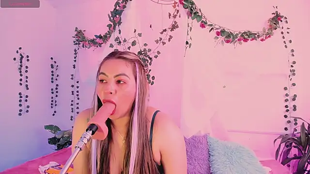 chubbyZoe online show from 11-12-25, 03:12