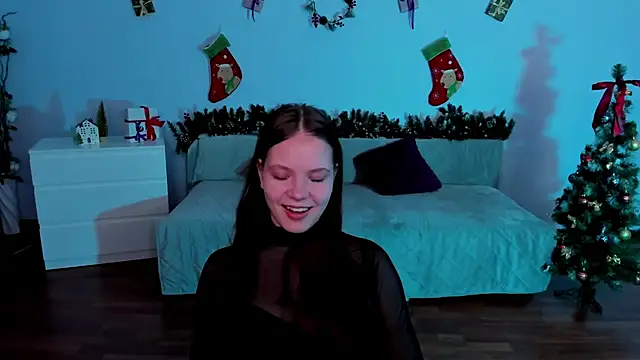 Snapshot of BetsyKiss chatting on 12-21-25, 05:14 BetsyKiss online show from 12-21-25, 05:14