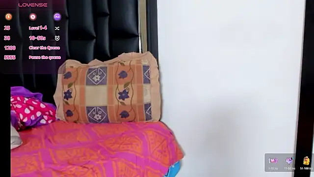 Snapshot of ArexBlakk chatting on 11-01-25, 09:28 ArexBlakk online show from 11-01-25, 09:28