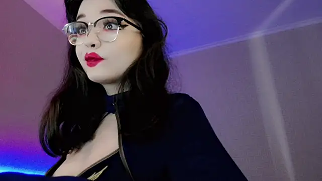 Snapshot of Dazzl1ngFire chatting on 10-26-25, 04:51 Dazzl1ngFire online show from 10-26-25, 04:51