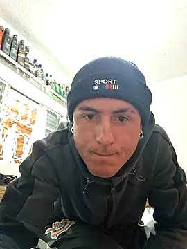 Snapshot of Bottz777 chatting on 10-10-25, 06:40 Bottz777 online show from 10-10-25, 06:40