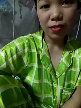 Snapshot of Tary_toot chatting on 10-07-25, 01:30 Tary toot online show from 10-07-25, 01:30