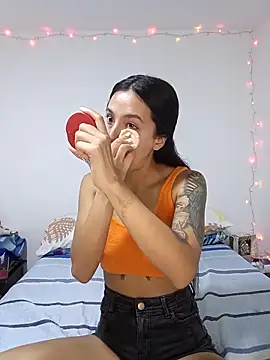 MiQeilaSweet online show from 02-11-26, 09:42