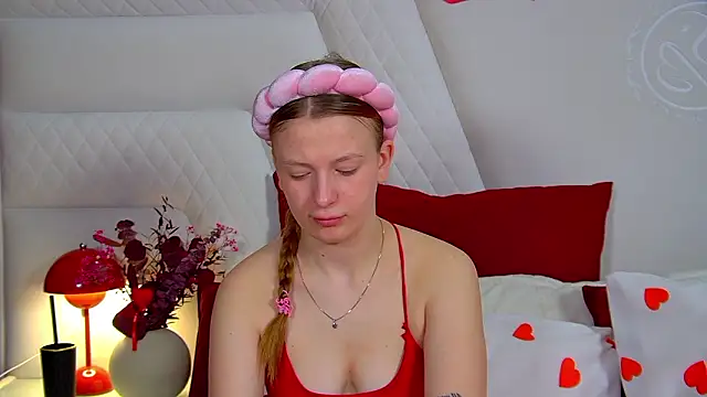 BeatriceBinoche online show from 02-12-26, 06:52