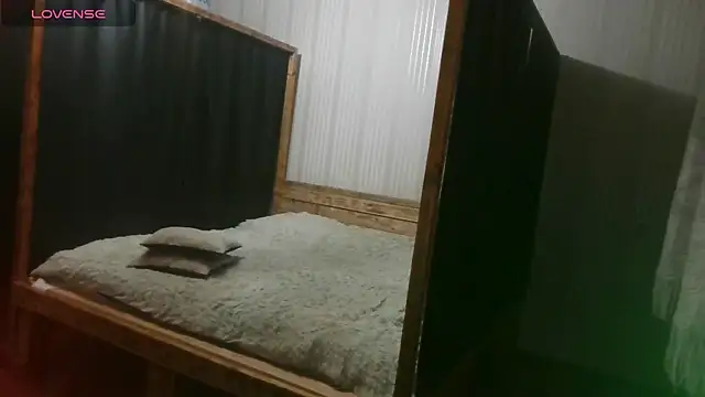 Snapshot of EthelsLover chatting on 02-09-26, 07:07 EthelsLover online show from 02-09-26, 07:07