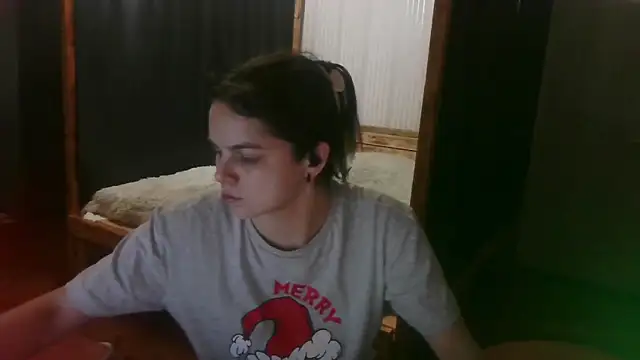 Snapshot of EthelsLover chatting on 02-16-26, 08:38 EthelsLover online show from 02-16-26, 08:38