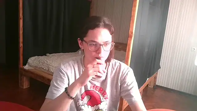 Snapshot of EthelsLover chatting on 03-02-26, 08:10 EthelsLover online show from 03-02-26, 08:10