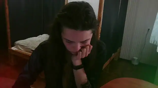 EthelsLover online show from 05-11-26, 04:04