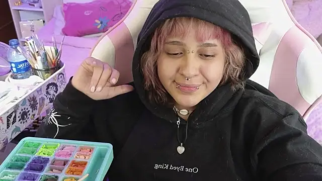 NekoWaifu online show from 04-29-26, 05:30