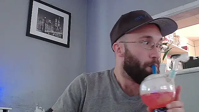 Snapshot of versatilevortex chatting on 09-21-25, 08:54 versatilevortex online show from 09-21-25, 08:54