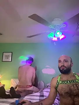 Snapshot of versatilevortex chatting on 10-12-25, 08:08 versatilevortex online show from 10-12-25, 08:08